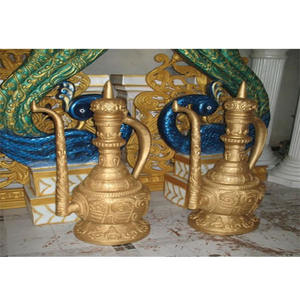 Surahis เส้นใยสีทองสำหรับตกแต่งงานแต่งงานล่าสุด FRP surahi สำหรับตกแต่งเวทีงานแต่งงานหรูหรา - Product Image 1