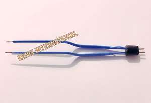 Fórceps de riego bipolar rectos europeos Producto de acero manual - Product Image 4