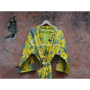 Vente en gros 100% coton Maxi peignoir robe jaune Kimono style Kantha Jungle sérigraphié à la main matelassé grande taille vêtements de salon - Product Image 5
