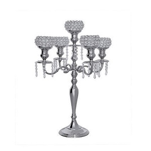 Grand candélabre en aluminium et en cristal fait à la main centre de table taille et forme personnalisées candélabres à prix compétitif - Product Image 1