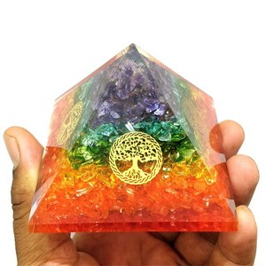 Pyramide d'orgone 7 chakras superposées, vente en gros, pyramides d'orgone de haute qualité, produits spirituels d'orgone, nouveau logo, cristaux en stock - Product Image 1