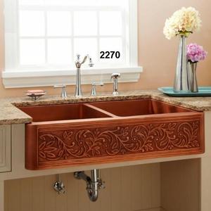 Évier de cuisine en cuivre à double cuvette en cuivre martelé fantaisie - Product Image 1