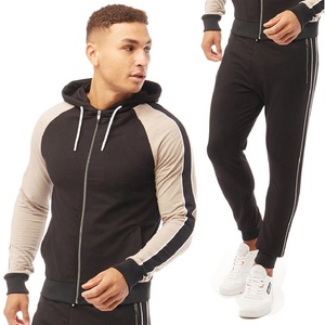 High Quality Men's Tracksuit Winter Men's Color Block Tracksuit With Color Pattern Design - Product Image 1