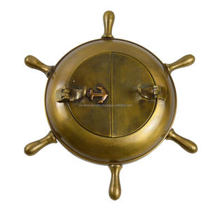 Ship Wheel Shaped Design <b>Ashtray</b> <b>Ashtray</b> Plated Finishing Decor Bar Home and Hotel Office Design <b>Ashtrays</b> - Product Image 1