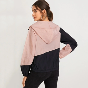 Sweat à capuche avec logo personnalisé pour femmes Veste coupe-vent à fermeture éclair avec motif de dessin animé brodé - Product Image 6