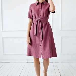 Nouvelle arrivée Robe en lin pour femme, couleur violet cerise, col rabattu, crêpe unie, manches courtes, longueur genou - Product Image 1