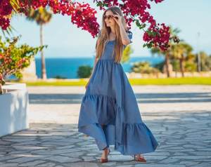 Été personnalisé Femmes Élégant Bleu Ciel Maxi Sans Manches Plage Bohème Robes Dames Col V Floral Maxi Casual Boho Robe - Product Image 1