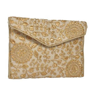 Sac à main ethnique en tissu brodé pour femmes / Sac bandoulière avec fermeture à glissière Motif géométrique - Product Image 1