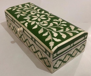 Stripes Stylish Jewellery Bone and Resin Box by Manufacturing Co. by Lametierartz Indian Manufacturing Unit - Product Image 2