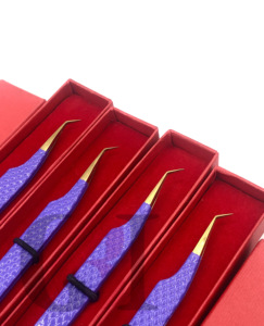 Haute Qualité 45 Degrés Violet Poudre Revêtement Or Pointe Logo Personnalisé En Acier Inoxydable Extension De Cils Pince À Épiler Instruments De Beauté - Product Image 2