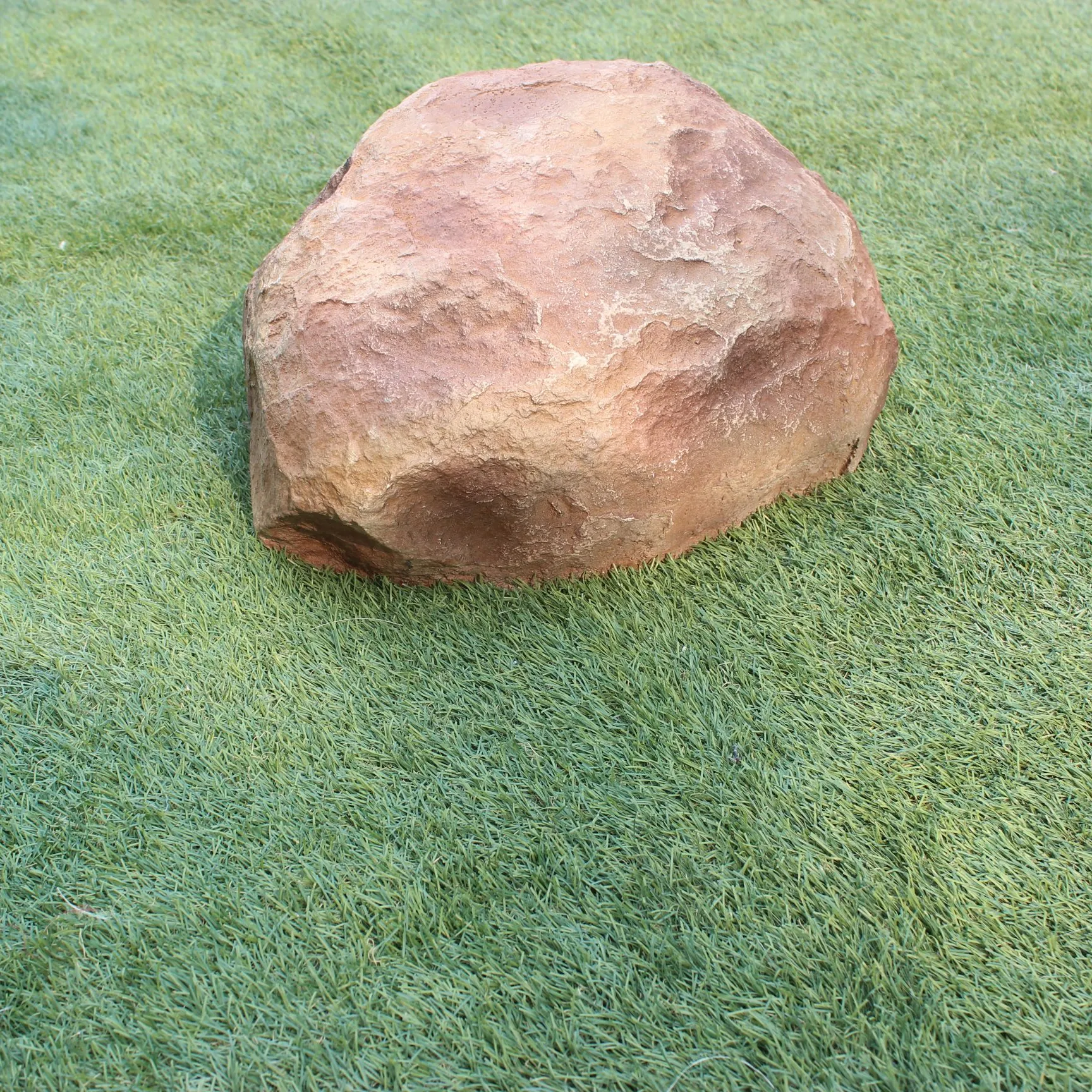 Frpグループロック4つの岩のセット粘土色最高の輸出品質造園石庭のための装飾的な磨かれた石