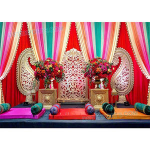 Escenario de eventos Mehndi y cortinas coloridas escenario decorado colorido para Mehndi musulmán Mehndi Sangeet decoración de fiesta de escenario - Product Image 1