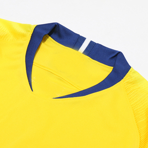 Tenue de football décontractée avec tissu de qualité, idéale pour l'entraînement régulier, uniforme de football au look élégant - Product Image 6