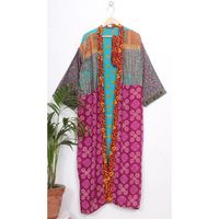 Robe Kimono Vintage d'Été en Soie à Motifs Floraux Taille Unique Robe de Maternité Peignoir Tenue de Plage Maillot de Bain en Sari Indien Recyclé Col en V avec Cordon de Serrage