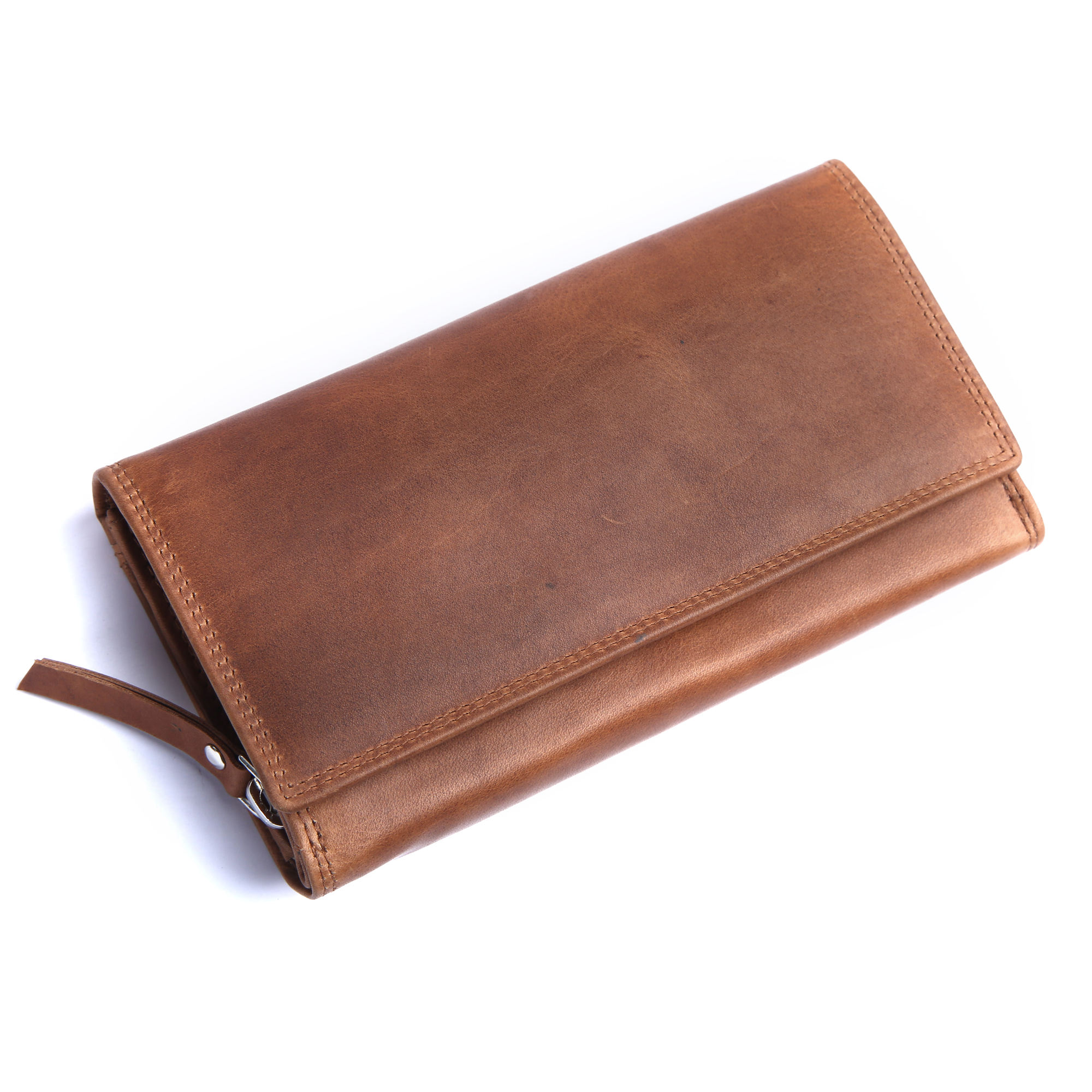 สีน้ำตาลเข้ม