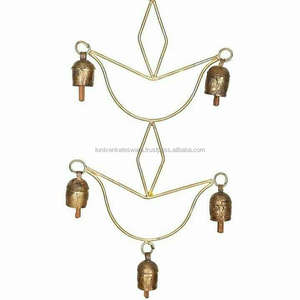 Placa Redonda Metálica Pintada con Campanas, Decoración Navideña Colgante - Product Image 2