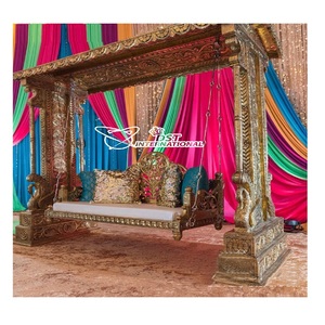Siège de balançoire en bois pour pré-mariage indien Maharani scène de mariage siège de balançoire de mariée splendide Sangeet scène balançoire Jhula décor USA - Product Image 1