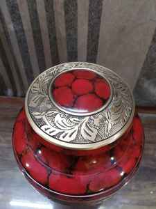 Suministros funerarios Premium de urna de cremación de latón al mejor precio de Brassworld India - Product Image 4