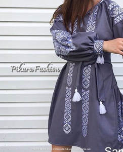 Vestido corto informal elegante para mujer bordado Diseño ucraniano Puff manga larga tejido sostenible natural ecológico - Product Image 4