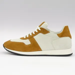 FASHION SNEAKERS MADE IN ITALY。STYLE 5150 SUEDE TOBACCO PLUS BEIGE。REAL PREMIUM LEATHER。すべての色で利用可能