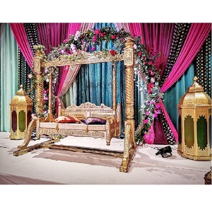 Mariages Maharani Lovely Sangeet Swing/Jhoola Gorgeous Bride and Groom Sangeet Swing Merveilleux Sangeet Stage Swing Seat Decor UK - Product Image 1