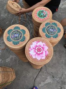 Sac rond en rotin naturel tissé à la main, sac à bandoulière vintage, sac à main artisanal vietnamien de style bohème pour la plage - Product Image 4