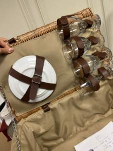 ตะกร้าหวายปิกนิกพร้อมสายหนังและหูหิ้ว - Product Image 2