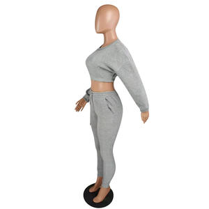 Survêtements à épaules tombantes Crop Tops Winter Fall Clothing for Women Thick 2 Piece Pants Sets Jogging Suits Sets Zipper up Suit - Product Image 5