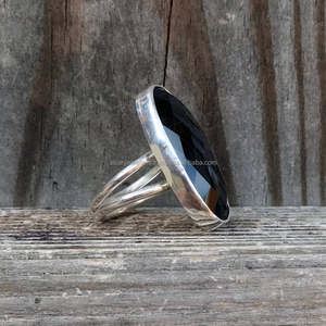 Bague en argent sterling 925 Onyx noir fait à la main en pierres précieuses plaqué or 18 carats bijoux de fête d'anniversaire de mariage Design personnalisable - Product Image 2