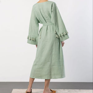 Dernières robes longues en coton pour femmes ukrainiennes Tenue décontractée élégante brodée de fleurs tissée Style sexy Volants vintage Glands - Product Image 2