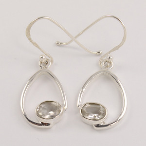 Boucles d'oreilles exclusives minimalistes en cristal clair parfait pour quartz Boucles d'oreilles en pierres ovales 5x7mm Fabricant en argent sterling 925 - Product Image 2