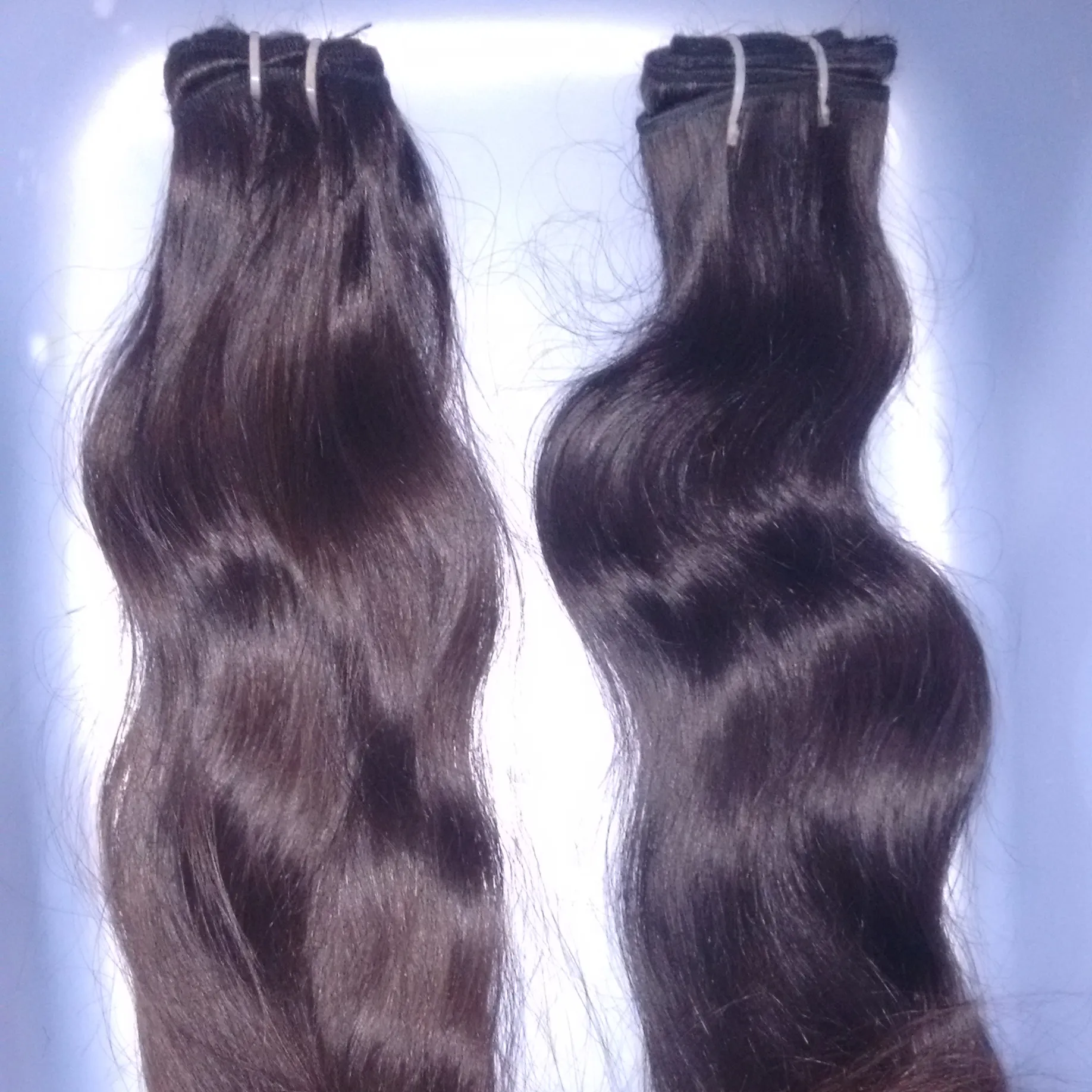 Необработанные волосы Remy 5A, мягкие и полностью натуральные черные, могут быть окрашены в храмы, плетение волос. Натуральные волосы
