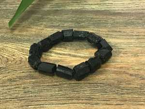 Magnifique bracelet extensible en tourmaline noire naturelle plaqué or sur argent sterling, 7 pouces de long, bijoux pour femmes, cadeau fait main, vente en gros - Product Image 2