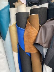 Sous-selles de cheval anglais pour dressage et course, broderie, motifs de couleurs personnalisés, matériau Rexin, rembourrage en polyester, polycoton - Product Image 6