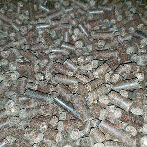 Cáscara de Anacardo Natural de Alta Calidad para Alimentación Animal, Lista para Exportar, Pellets de Cáscara de Anacardo, Residuos Agrícolas de Cáscara de Anacardo, Marca GN - Product Image 3