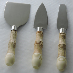 3 pièces en résine avec poignée créative et couteaux à fromage en acier inoxydable avec ensemble de couteaux à fromage plaqués argent Outils à fromage - Product Image 4