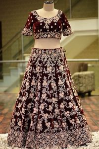 LEHENGA-NEW--HEAVY--EMBROIDERY de terciopelo para novia, blusa de estilo indio/paquistaní con adorno de ZARDOZI para trabajar en la boda @ 2021 - Product Image 2