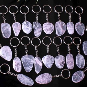 Llavero de Cristal Rosa Natural, Llavero de Piedra de Cuarzo Rosa, Llavero de Cristal Curativo |   Proveedor Mayorista de Regalos Hechos a Mano - Product Image 6