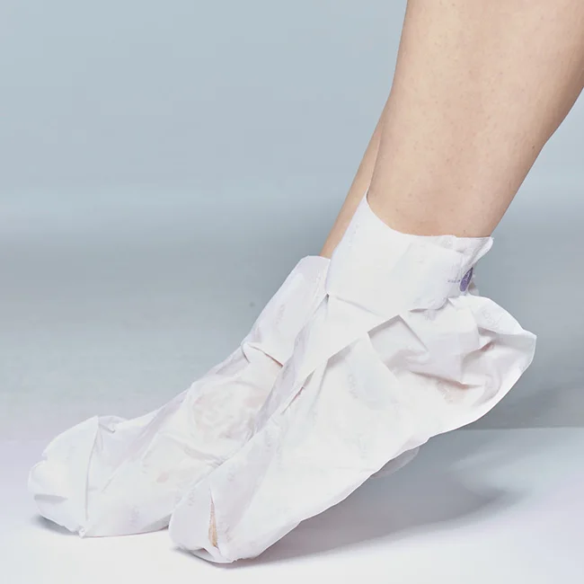 Увлажняющая и не раздражающая маска для ног с органическим солнечным светом