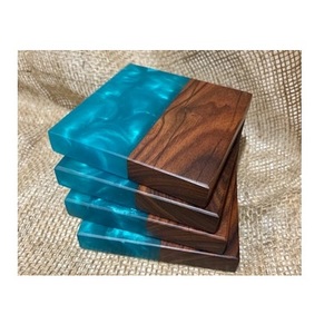 Posavasos de resina hecho a mano, posavasos de madera y resina personalizado, venta al por mayor - Product Image 1