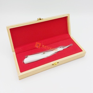 Wholesale <strong>Custom</strong> Logo Single Blade Barber <strong>Razors</strong> White and Pink Plastic <strong>Handle</strong> Shaving <strong>Razor</strong> - Product Image 6