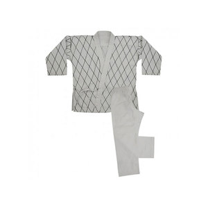 Venta al por mayor de uniformes Hapkido fáciles de usar con tela transpirable mejor calidad 100% algodón uniformes Hapkido - Product Image 1