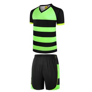 Uniforme de Fútbol Personalizado, Conjunto de Ropa Deportiva de Estilo Rayas con Sublimación y Logotipo del Club - Product Image 5