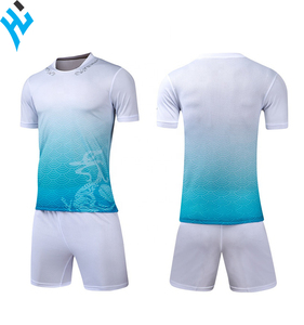 2025ชุดกีฬาสำหรับผู้ชายชุดฟุตบอลผ้าโพลีเอสเตอร์100% น้ำหนักเบาขนาดพลัสไซส์ - Product Image 1