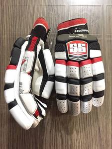 Custom SS SUNRIDGES AEROLITE CRICKET BATTING GLOVES - Product Image 3