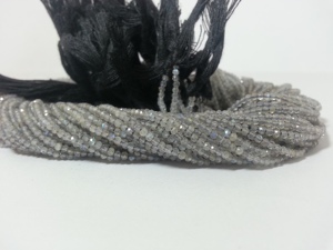 Labradorite grise naturelle de 2mm à facettes Rondelle de perles de pierres précieuses Strand String Fournisseur en vrac Bijoux en pierre véritable Tendance Qualité AAA - Product Image 3