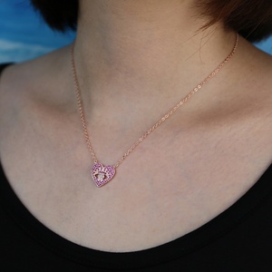 Collier pendentif cœur œil du diable rose ajouré, bijou mignon et charmant pour petite amie - Product Image 4