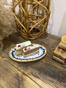 Vente en gros Vietnam Plateaux de service en rotin tissé floral Assiettes à collation ovales en céramique Plats en céramique Plateau en porcelaine de rotin Corbeille à fruits - Product Image 6