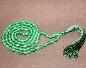 Alta calidad 108 cuentas de Aventurina verde Mala collar largo borla Yoga joyería Unisex hinduismo curación cristal regalo fiesta - Product Image 4