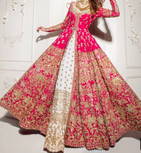 Superbe robe longue au sol en pierre lourde pour femme - Product Image 3